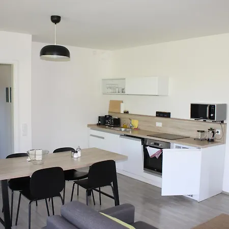 Lakepark Apartment *