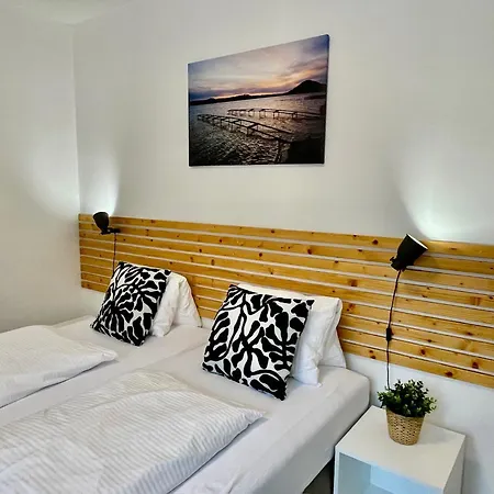 Lakepark Apartment